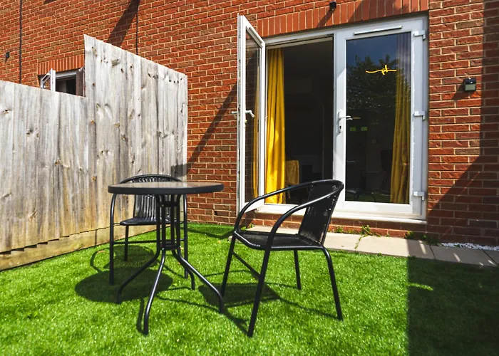 Terry Haven-2Bed,Coventry,Parking